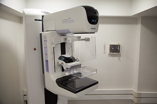En speciell röntgenapparat som används vid mammografi.